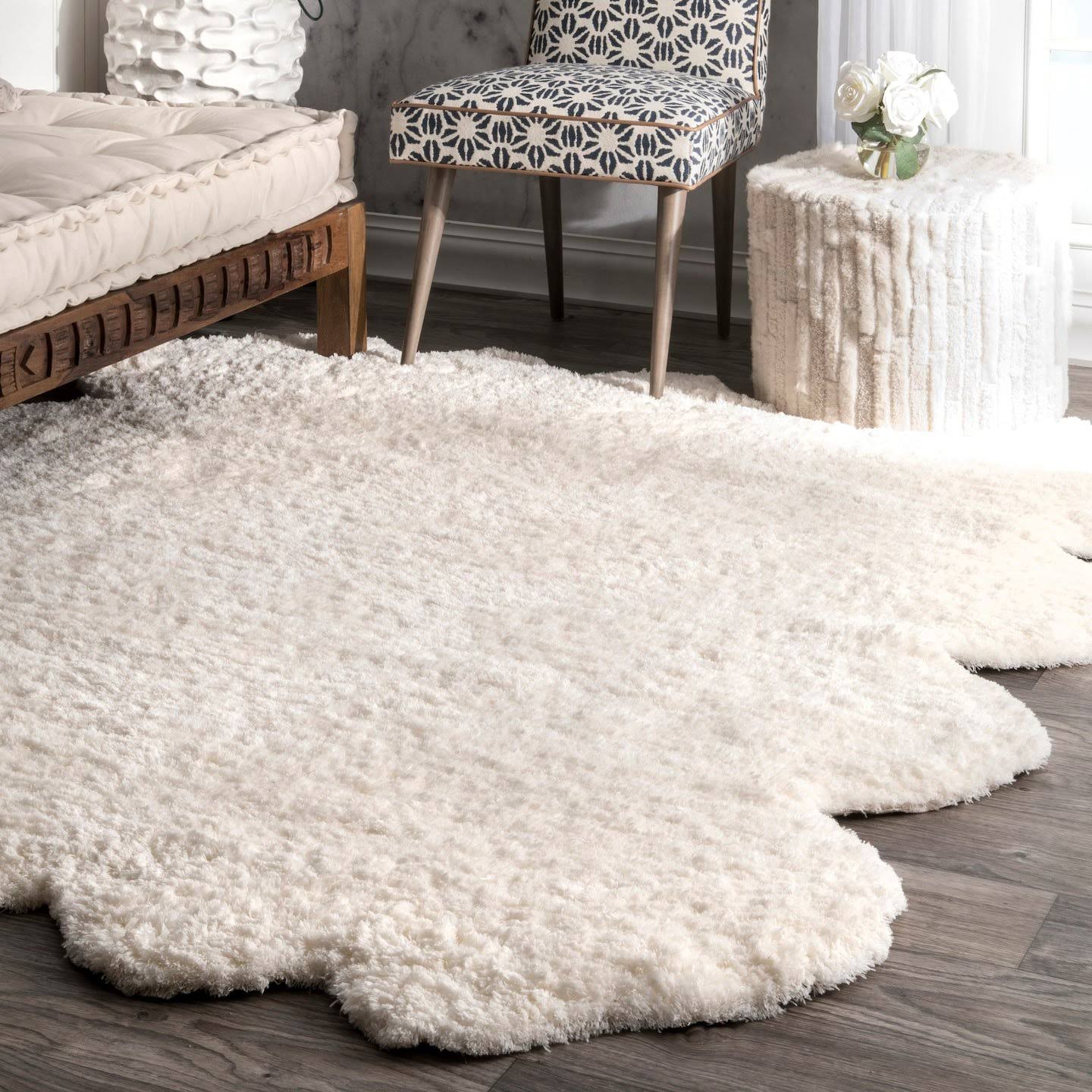 nuLOOM Hand Tufted Octo Pelt Faux Sheepskin Area Rug - Off-White (Beige) (6' x 7')